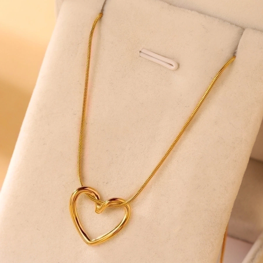 Jewelry Elegant Simple Style Heart Shape 304 Stainless Steel Copper 18K Gold Plated Hollow Out Pendant Necklace